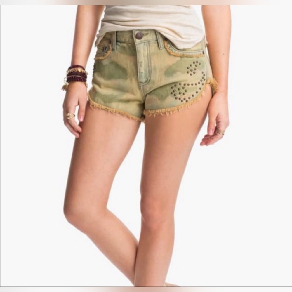 Fringed Free People Camo Cut Off Jean Shorts Studded Size 25